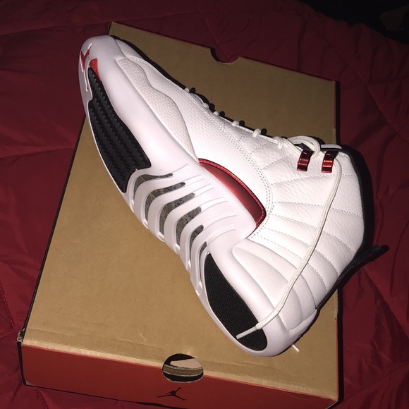 New In Box “Men’s Authentic Air Jordan Retro 12 Twist” Size: 9 - Picture 3 of 10